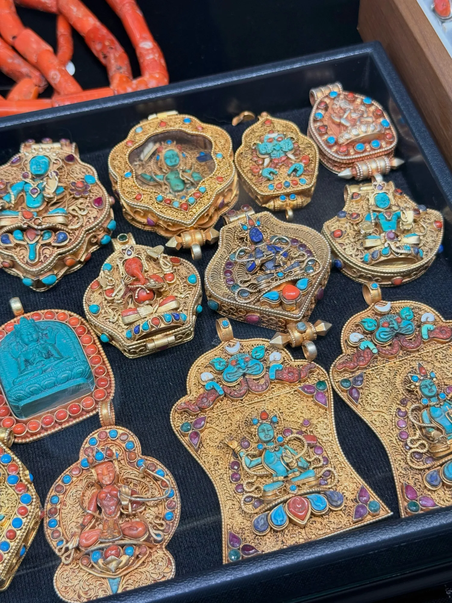 Gem Faire gem and jewelry show gallery photo