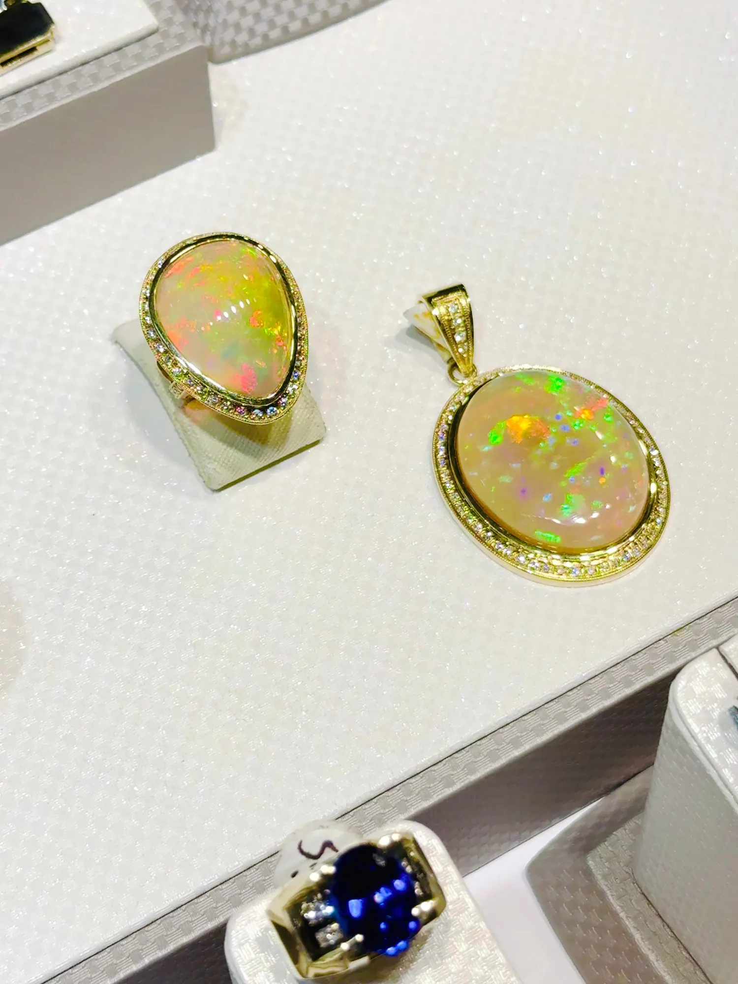Gem Faire gem and jewelry show gallery photo