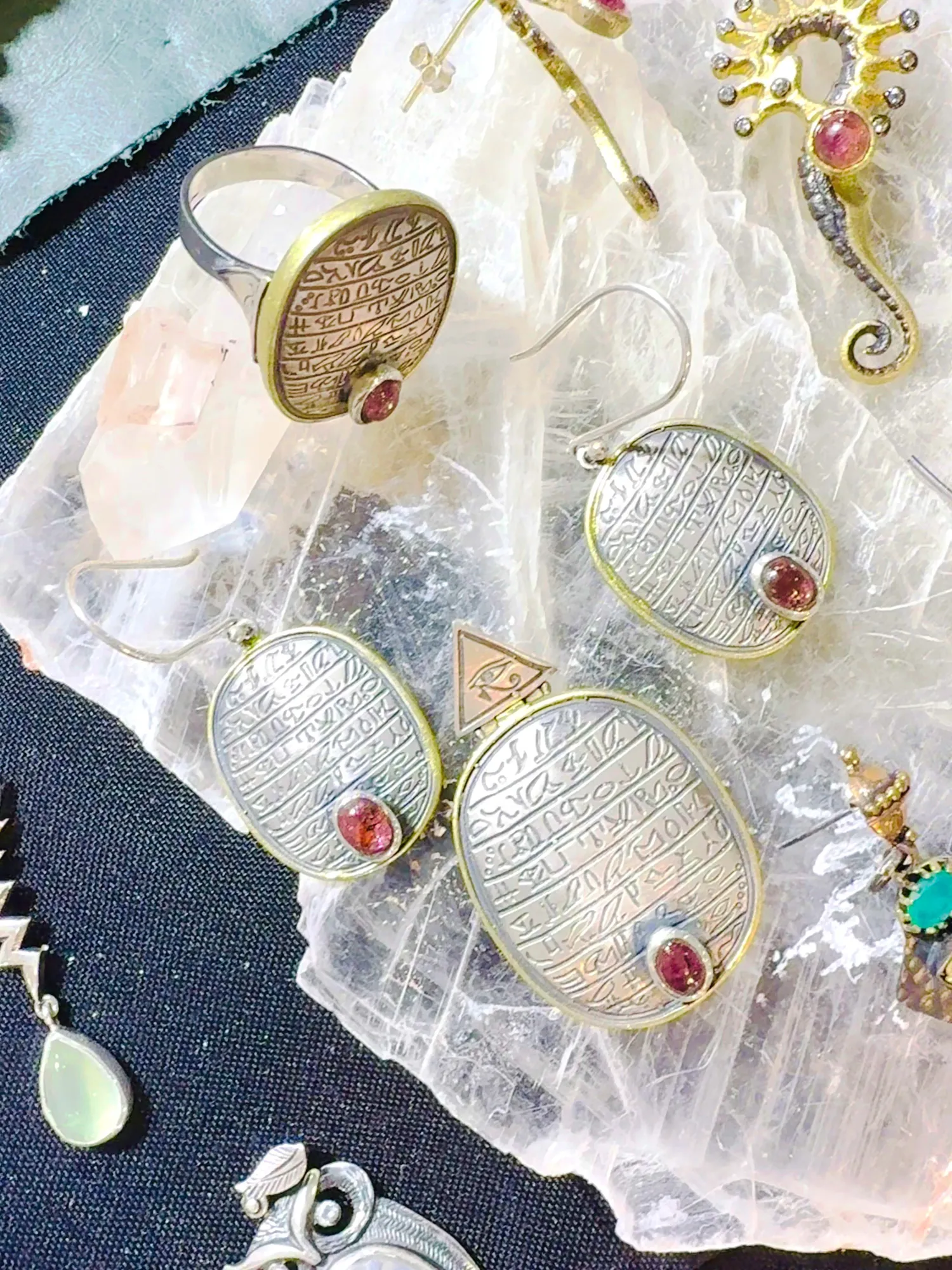 Gem Faire gem and jewelry show gallery photo