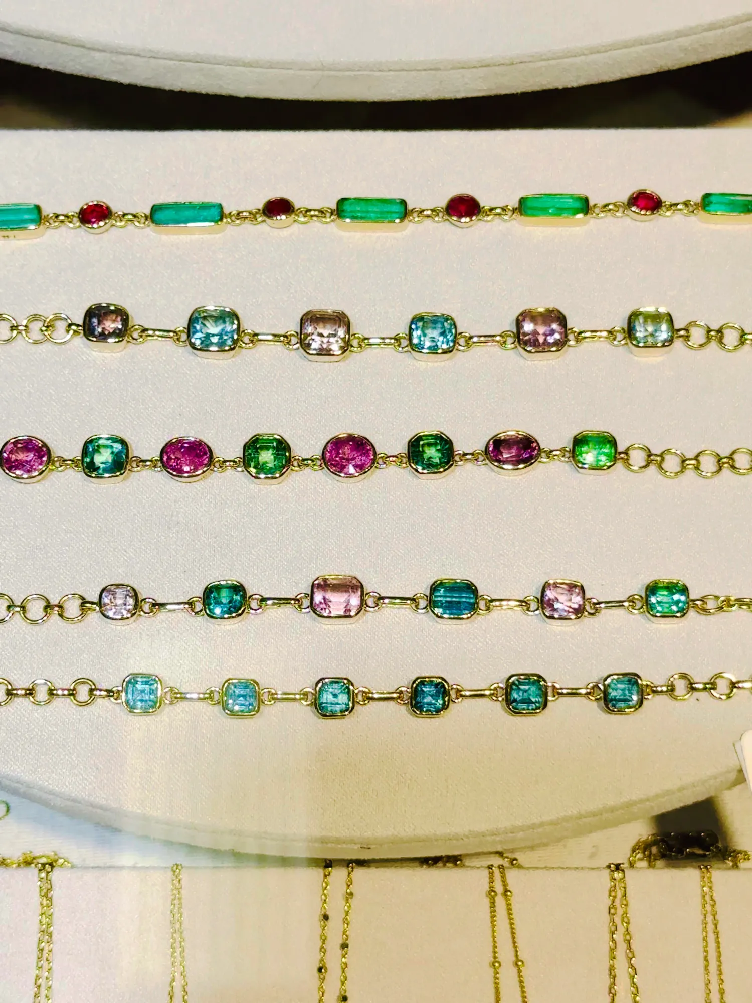 Gem Faire gem and jewelry show gallery photo
