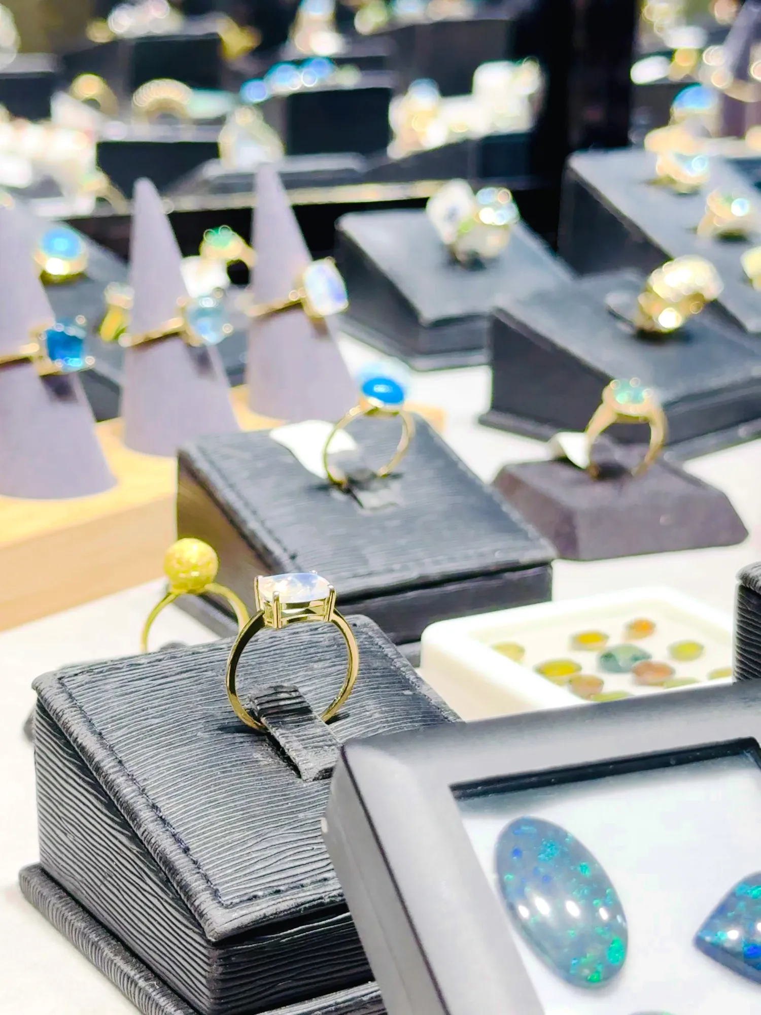 Gem Faire gem and jewelry show gallery photo