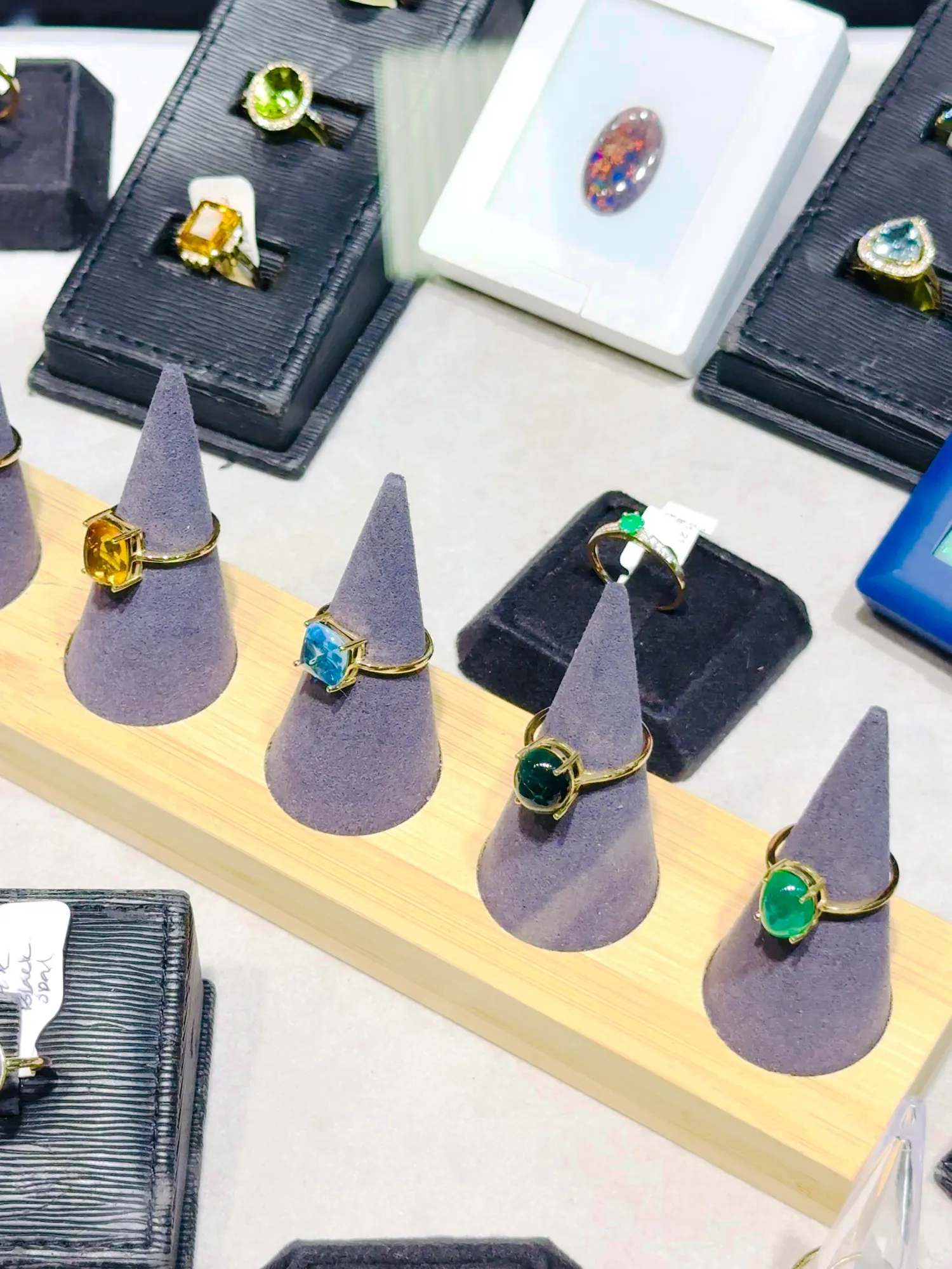 Gem Faire gem and jewelry show gallery photo