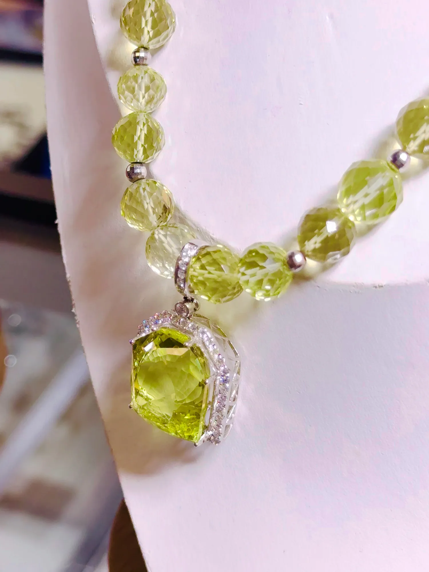 Gem Faire gem and jewelry show gallery photo