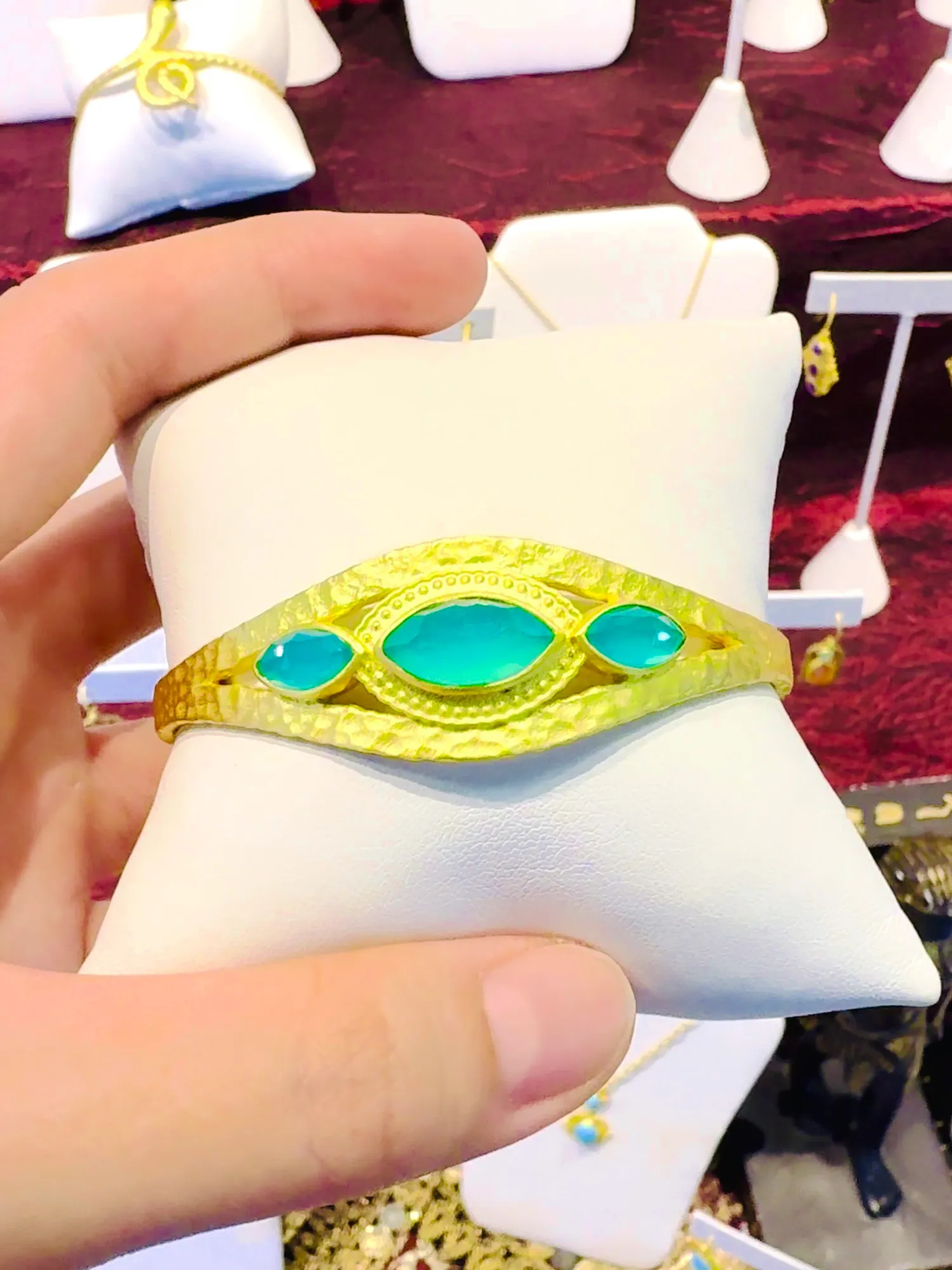 Gem Faire gem and jewelry show gallery photo