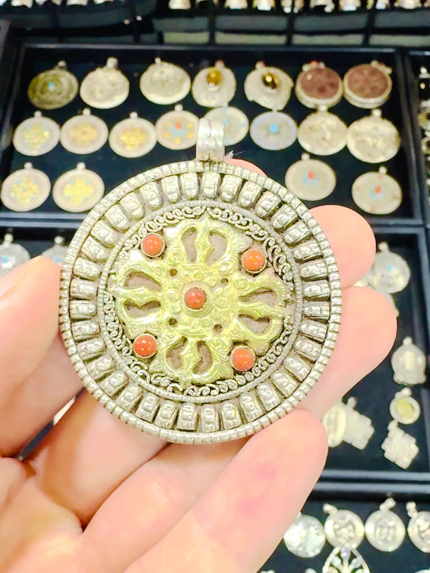 Gem Faire gem and jewelry show gallery photo