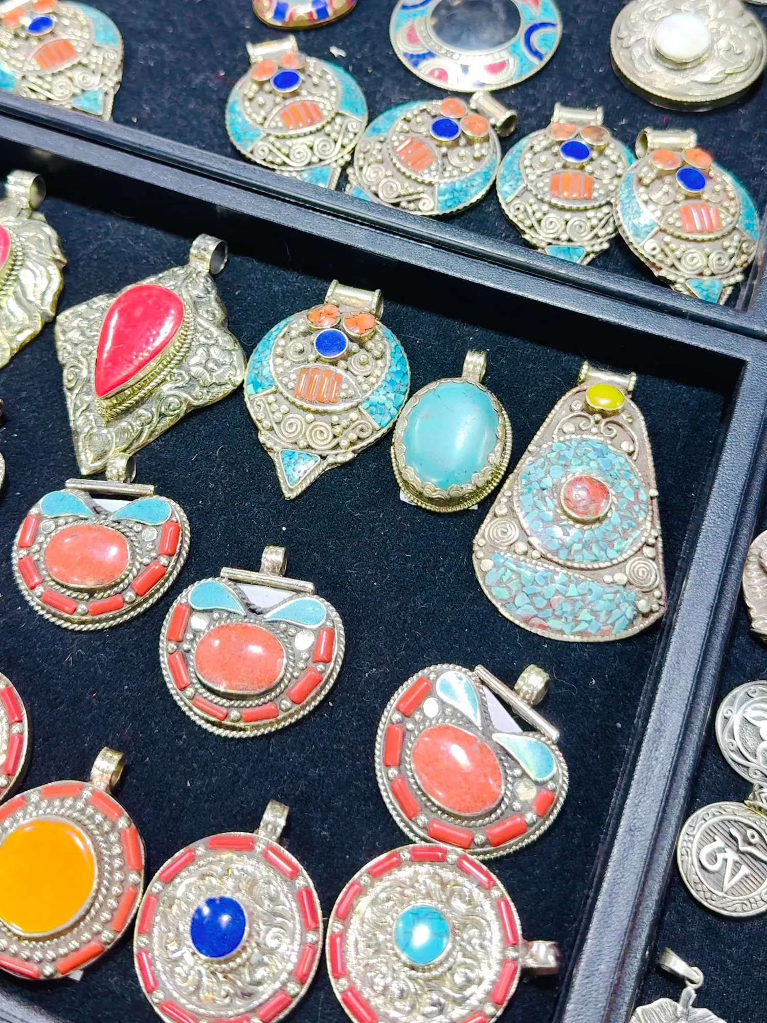 Gem Faire gem and jewelry show gallery photo