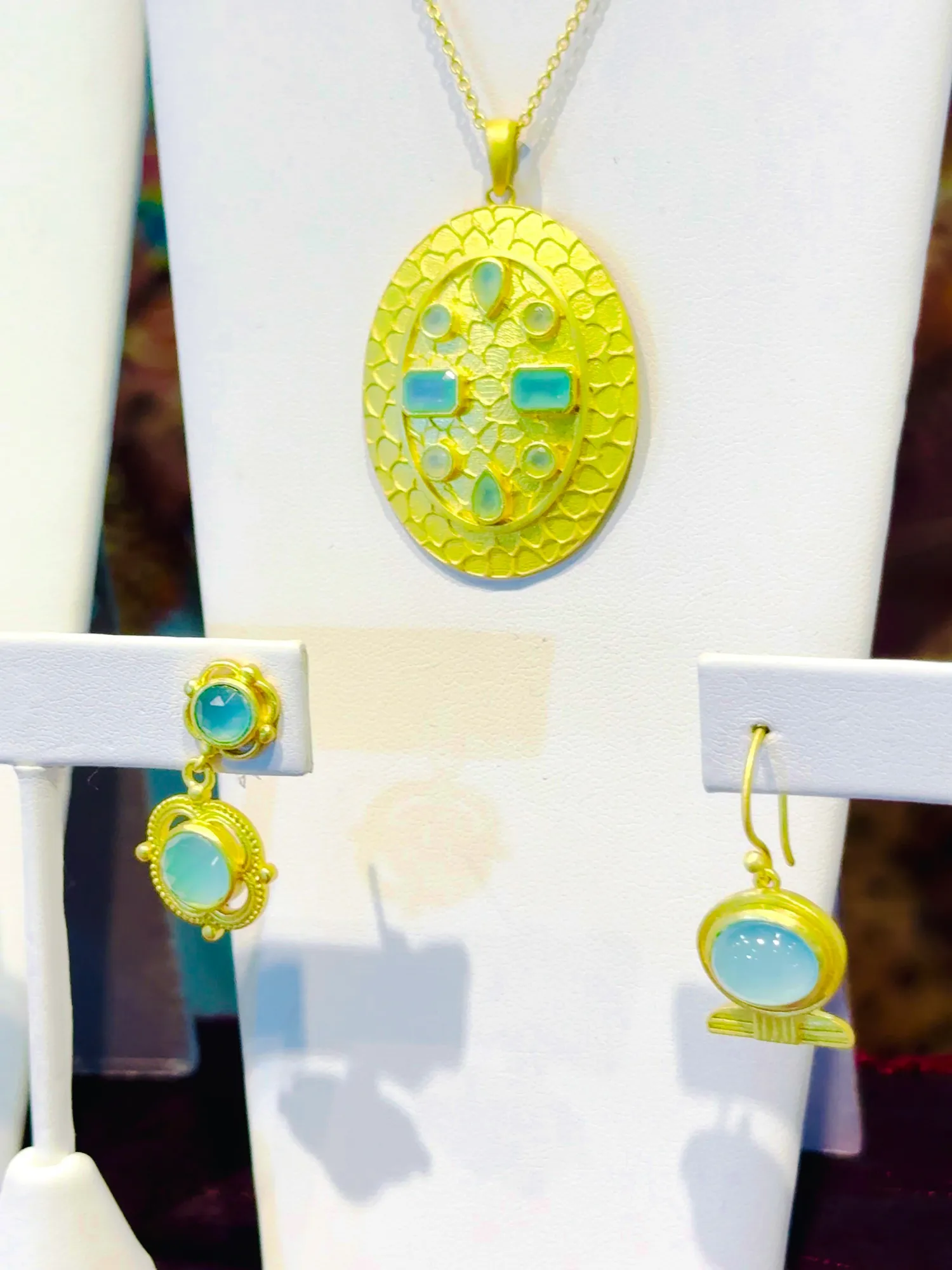 Gem Faire gem and jewelry show gallery photo