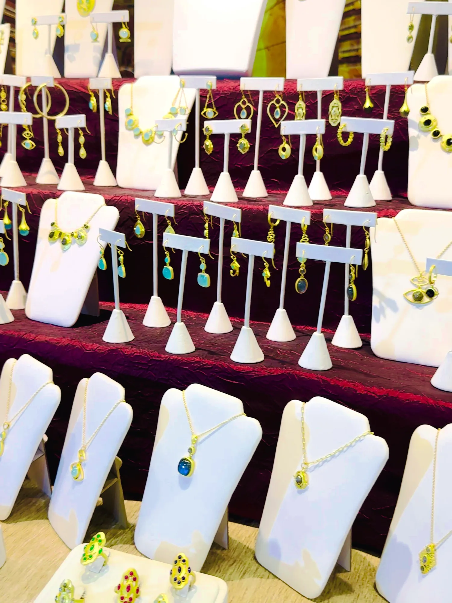 Gem Faire gem and jewelry show gallery photo