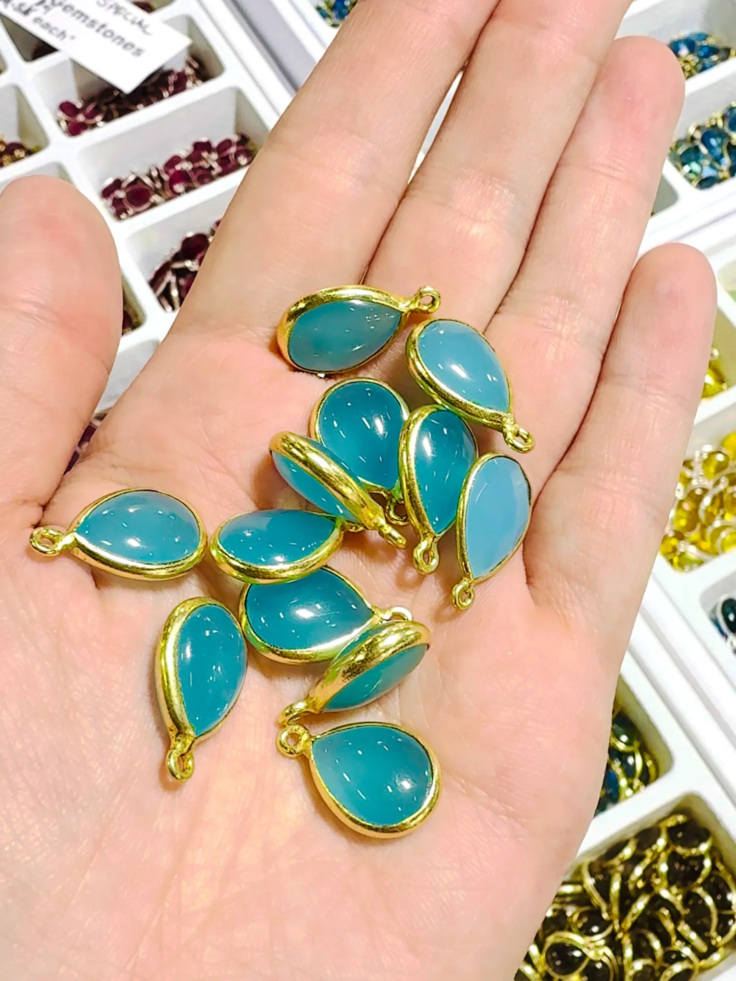 Gem Faire gem and jewelry show gallery photo