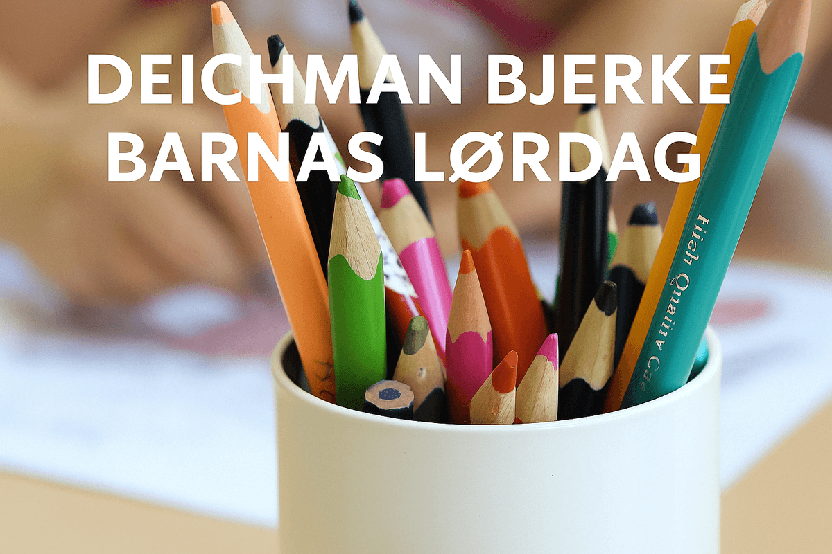 En kopp fylt med fargeblyanter foran et barn som tegner på papir og DEICHMAN BJERKE BARNAS LØRDAG skrevet øverst i bildet