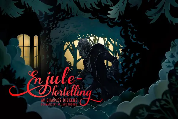 Bilde av en mann i en hage med snødekt stilisert tre og et opplyst vindu med En julefortelling i rødt, som illustrasjon til En julefortelling av Charles Dickens på Nationaltheatret