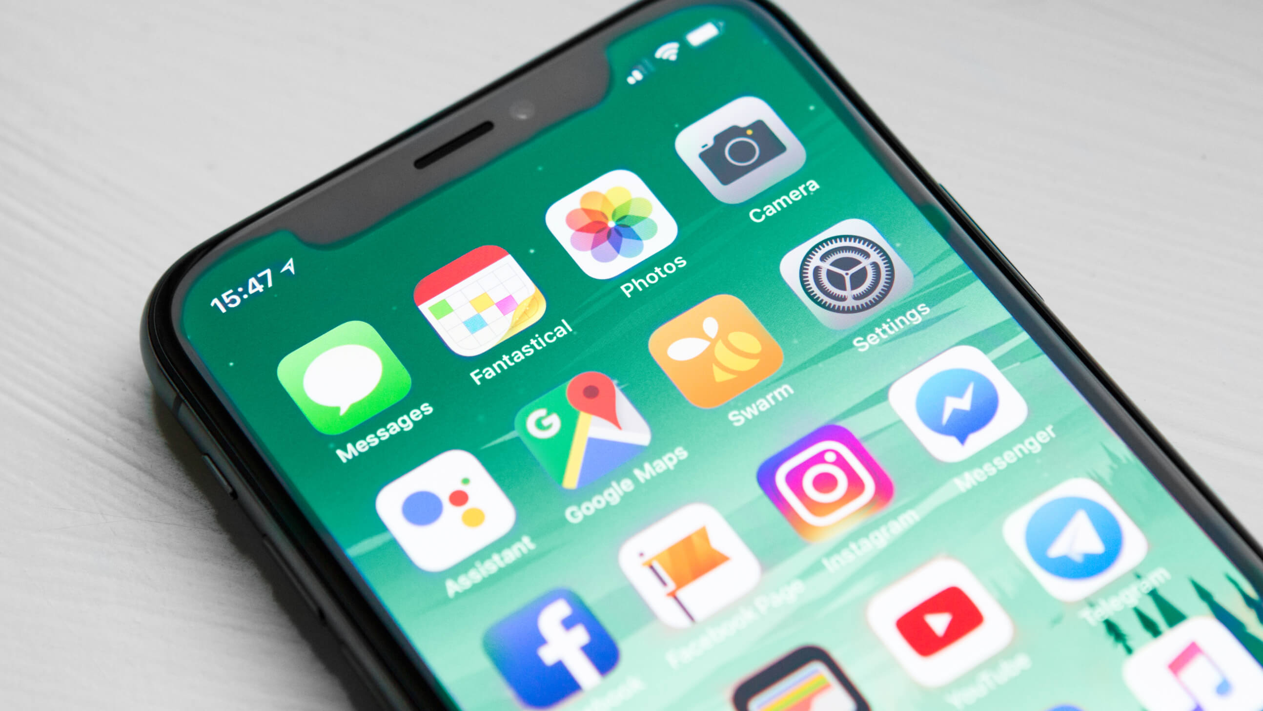 How to use growth marketing to attract and retain customers