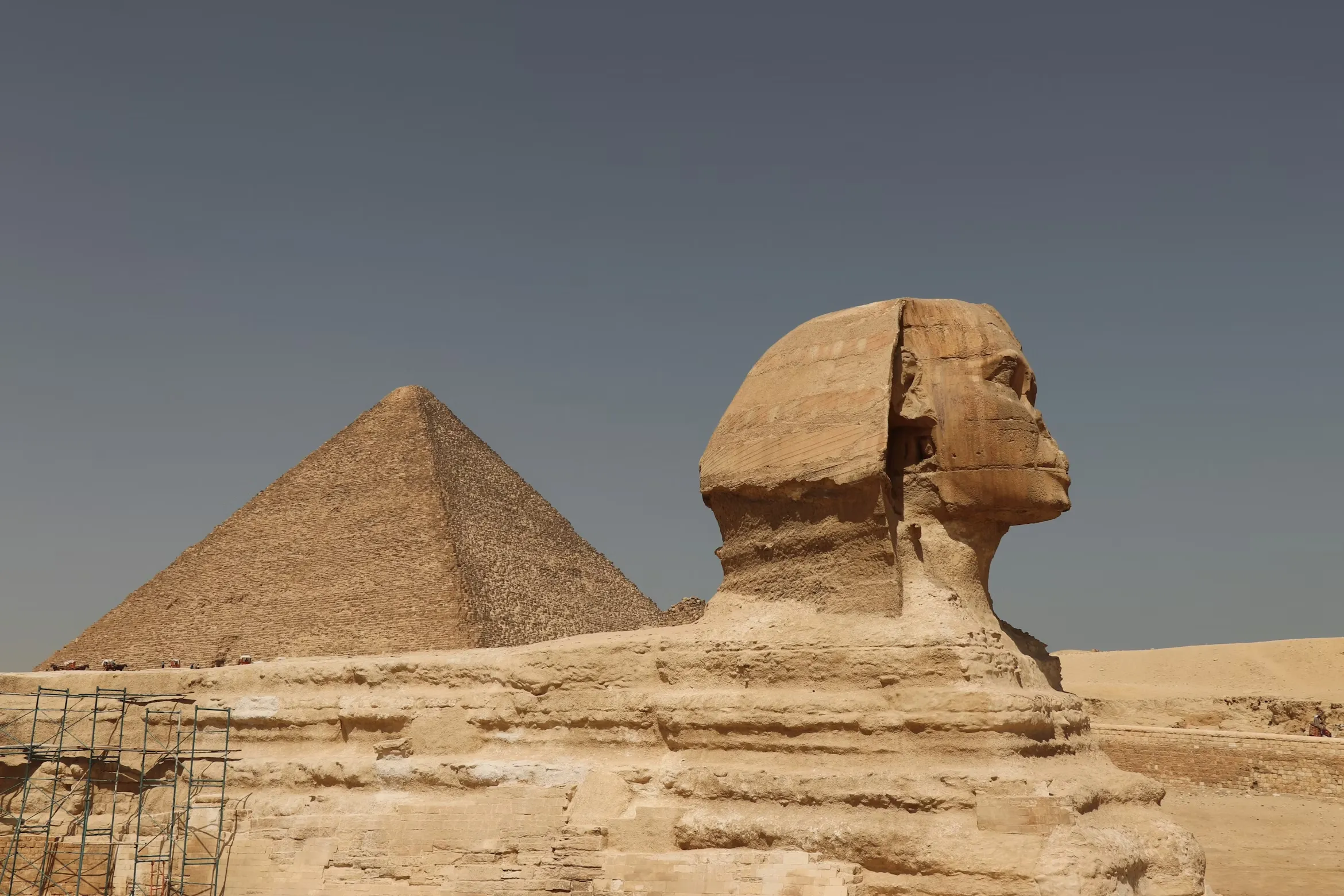 Great Pyramid and Sphinx in Cairo, Egyypt