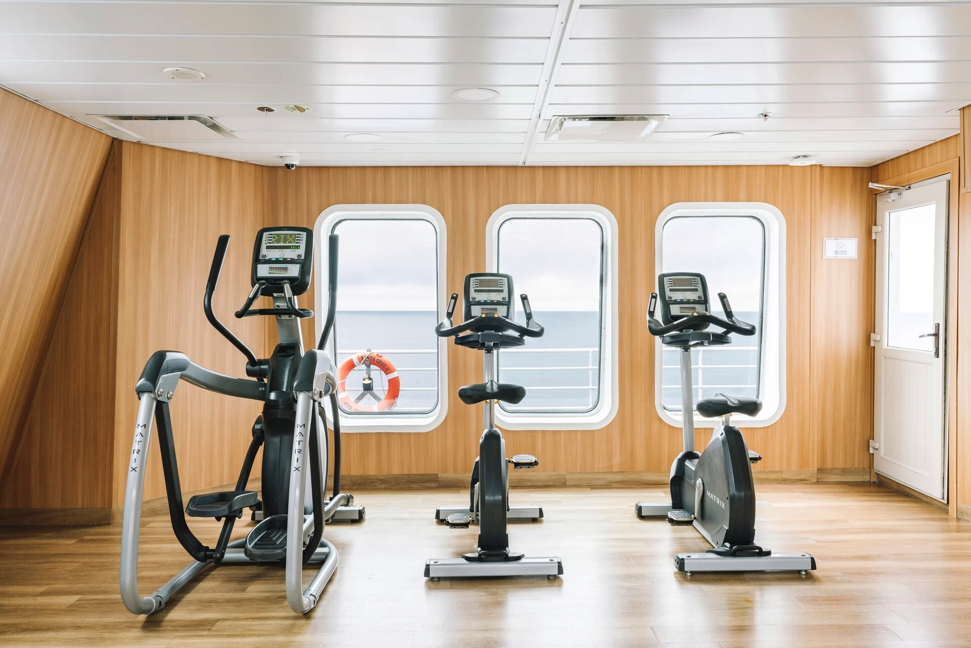 MS Santa Cruz II Galapagos cruise ship gym