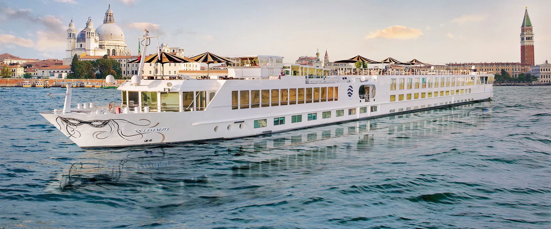 Uniworld river cruise ship in Budapest