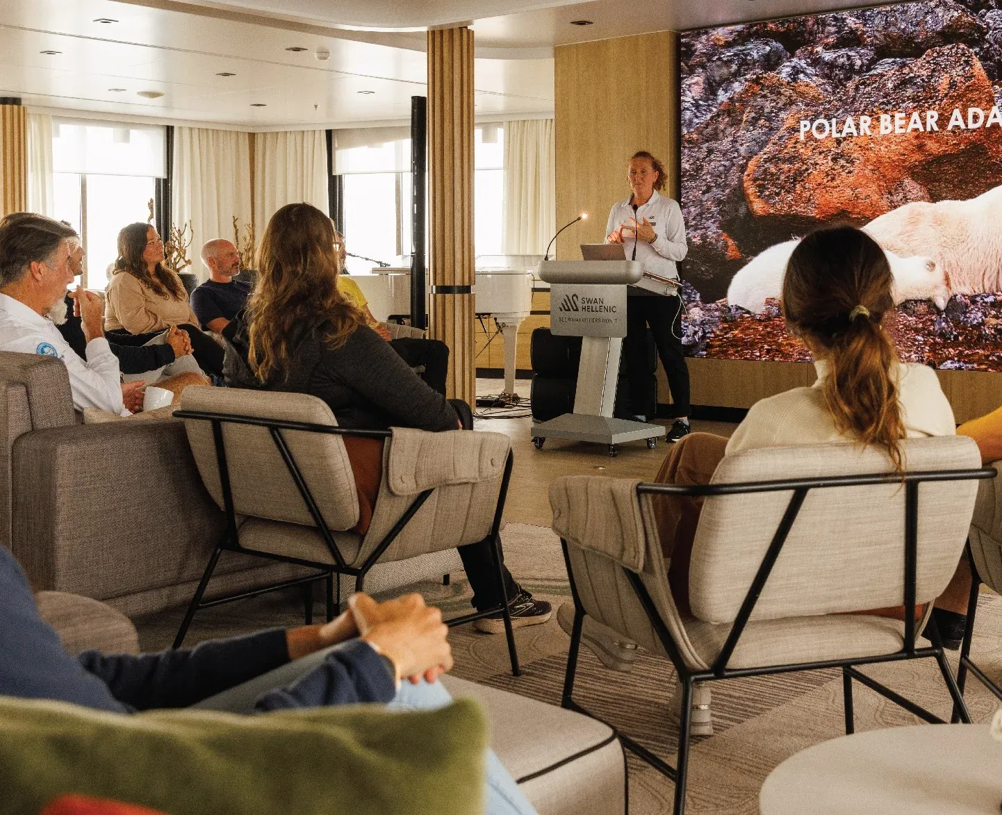 Swan Hellenic HS Minerva: Observation Lounge