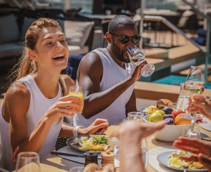 Swan Hellenic HS Minerva: Pool Bar + Grill