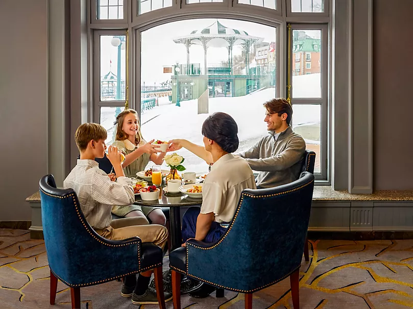 Fairmont Le Château Frontenac: Place Dufferin