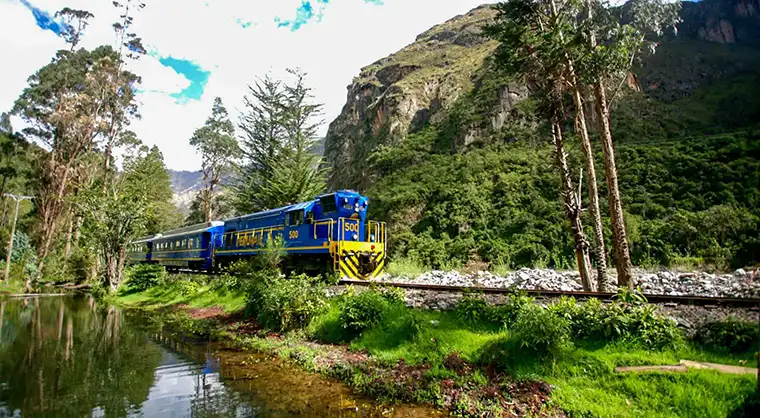Urubamba River train scenery
