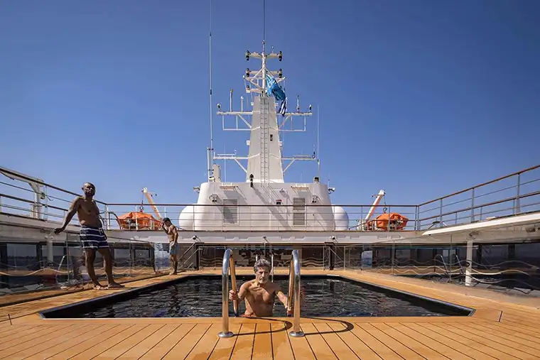 World Navigator: Pool Deck