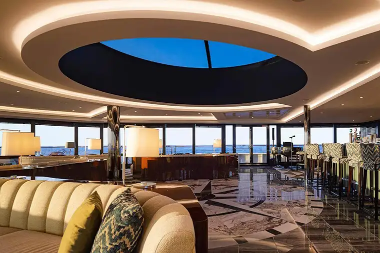 World Navigator: The Dome Observation Lounge