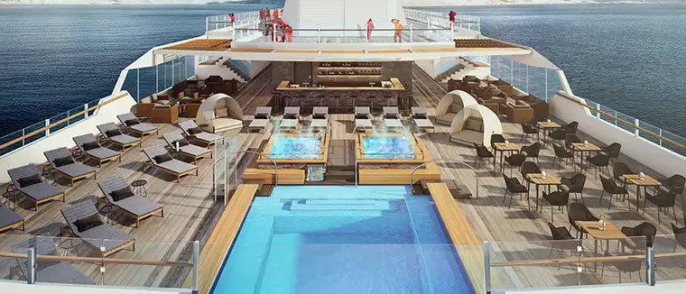 MS Roald Amundsen: Pool Deck