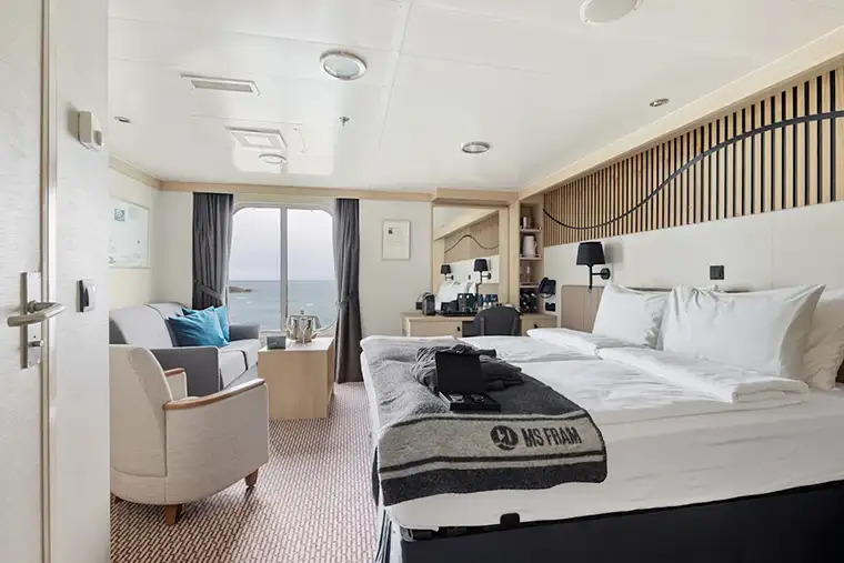 MS Fram: Q2 Mini Suite