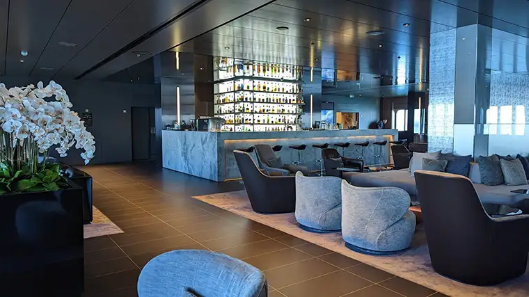 Scenic Eclipse bar and lounge