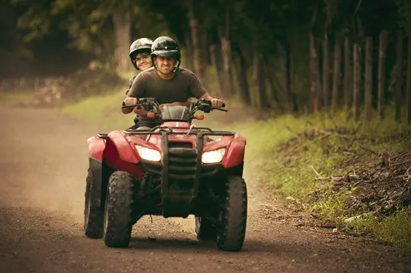 4x4 jeep adventure excursion through a French Polynesian island interior