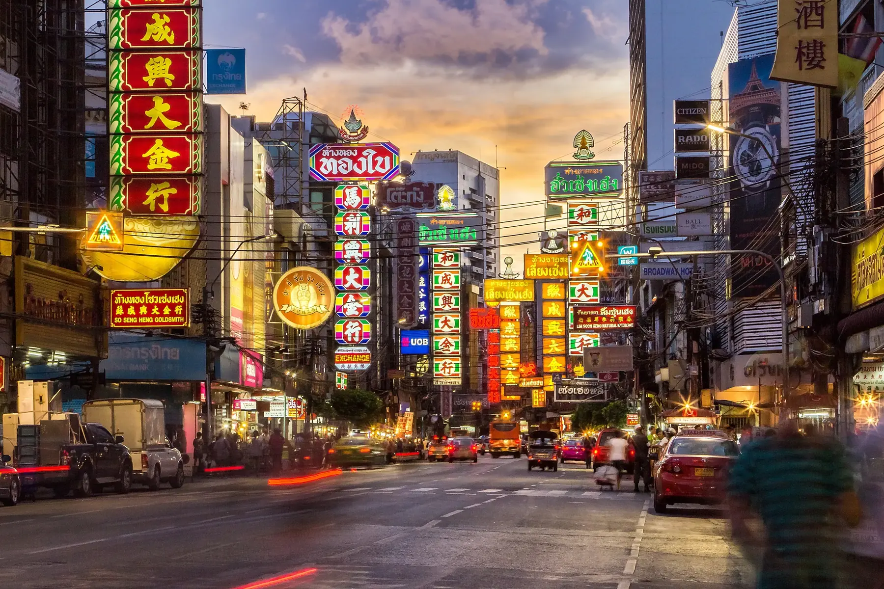Bangkok Chinatown at sunset