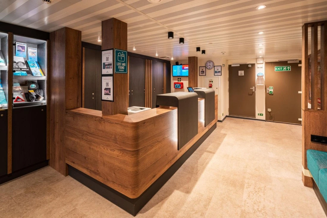 Reception aboard MV Ortelius