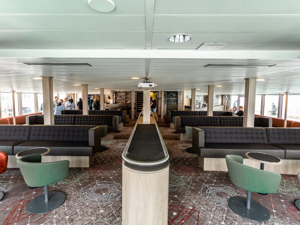 Lounge aboard MV Plancius
