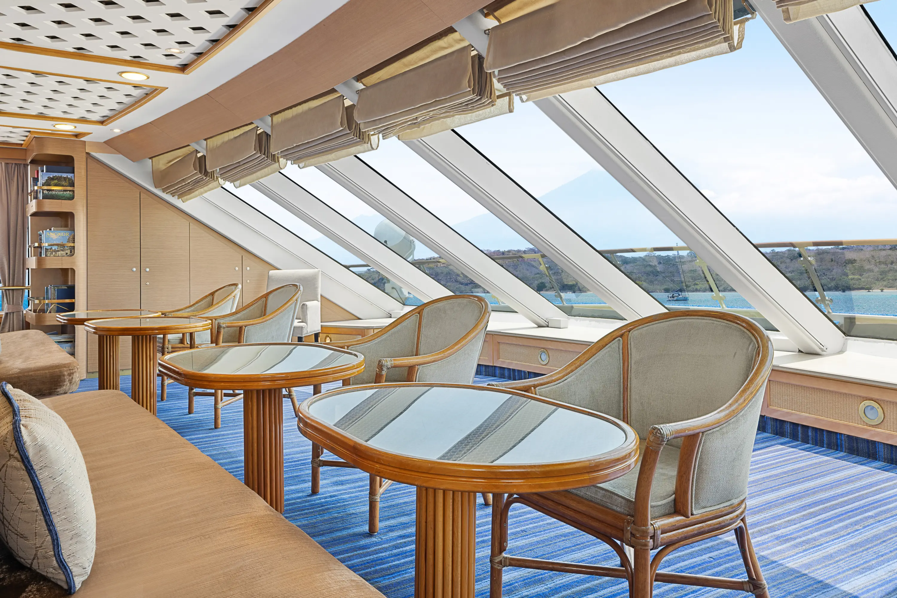National Geographic Orion observation lounge and library