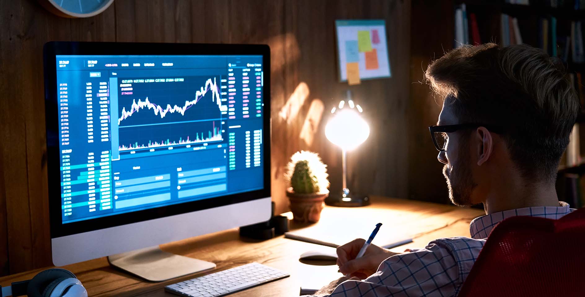 a man trading - Forex Trading Account Types