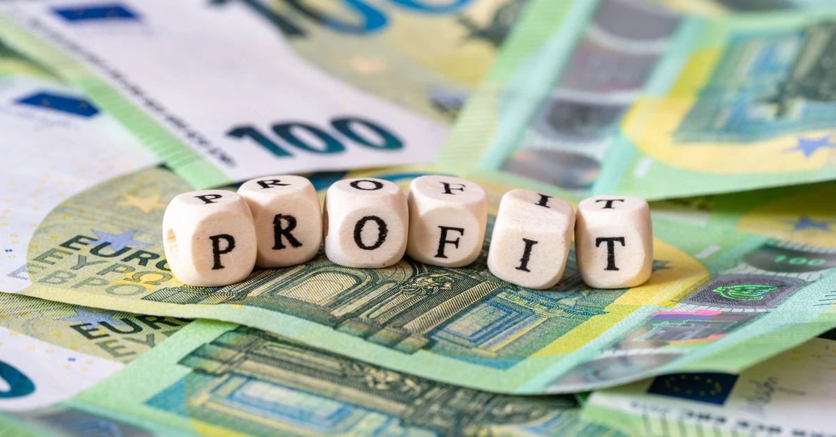 Trading and finance concept illustration — day trading with 1000 dollars