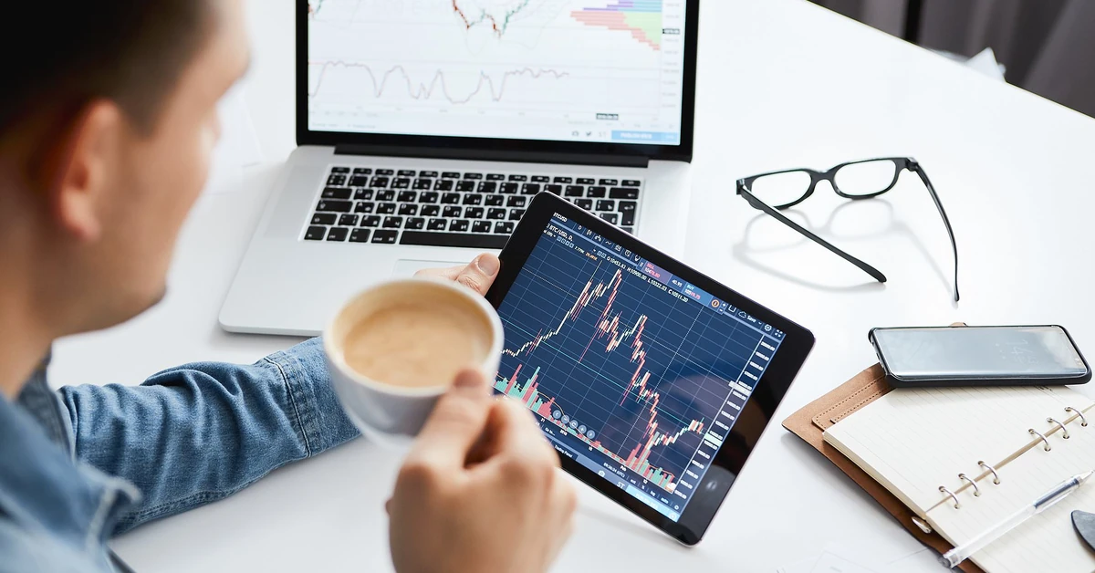 Trading and finance concept illustration — how to start day trading for beginners