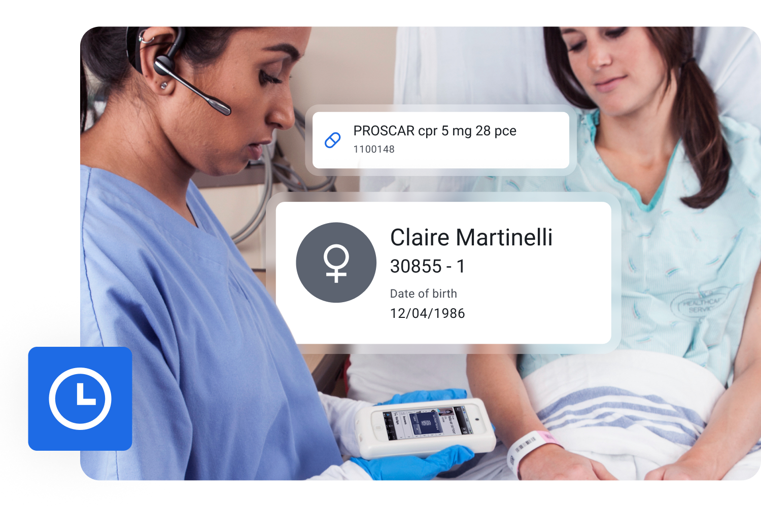 Personale medico che consulta la scheda del paziente sulla soluzione SolCare da uno smartphone