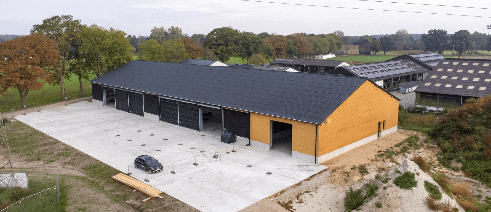 Een foto van onze werf in Geel waar we de houtskeletwanden geplaatst hebben.