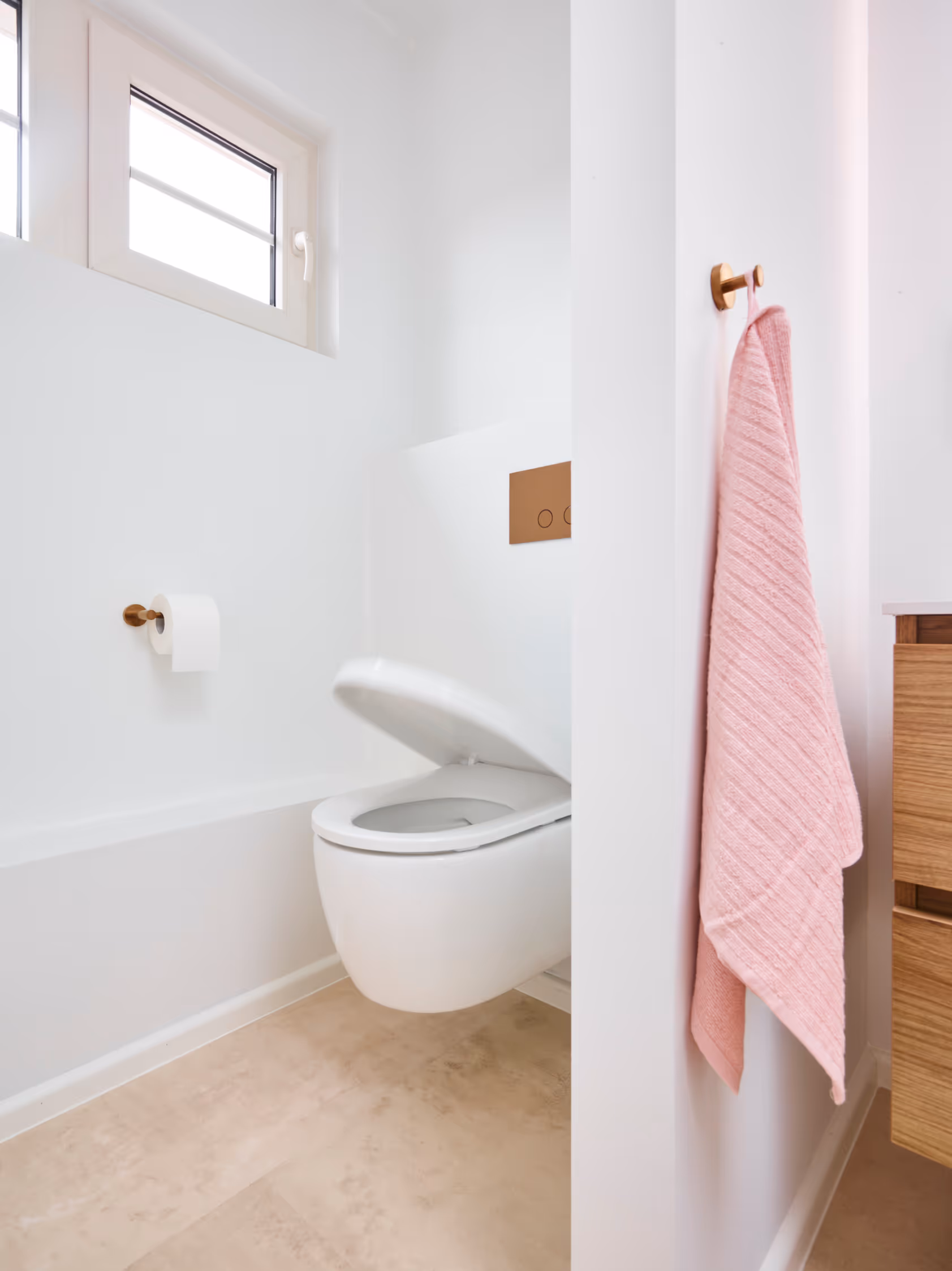 Vernieuwd toilet na volledige renovatie.