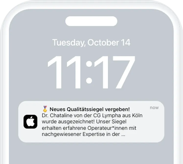 Smartphone-Bildschirm mit einer Push-Benachrichtigung von Apple über ein neues Qualitätssiegel für Dr. Chataline von der CG Lympha aus Köln.
