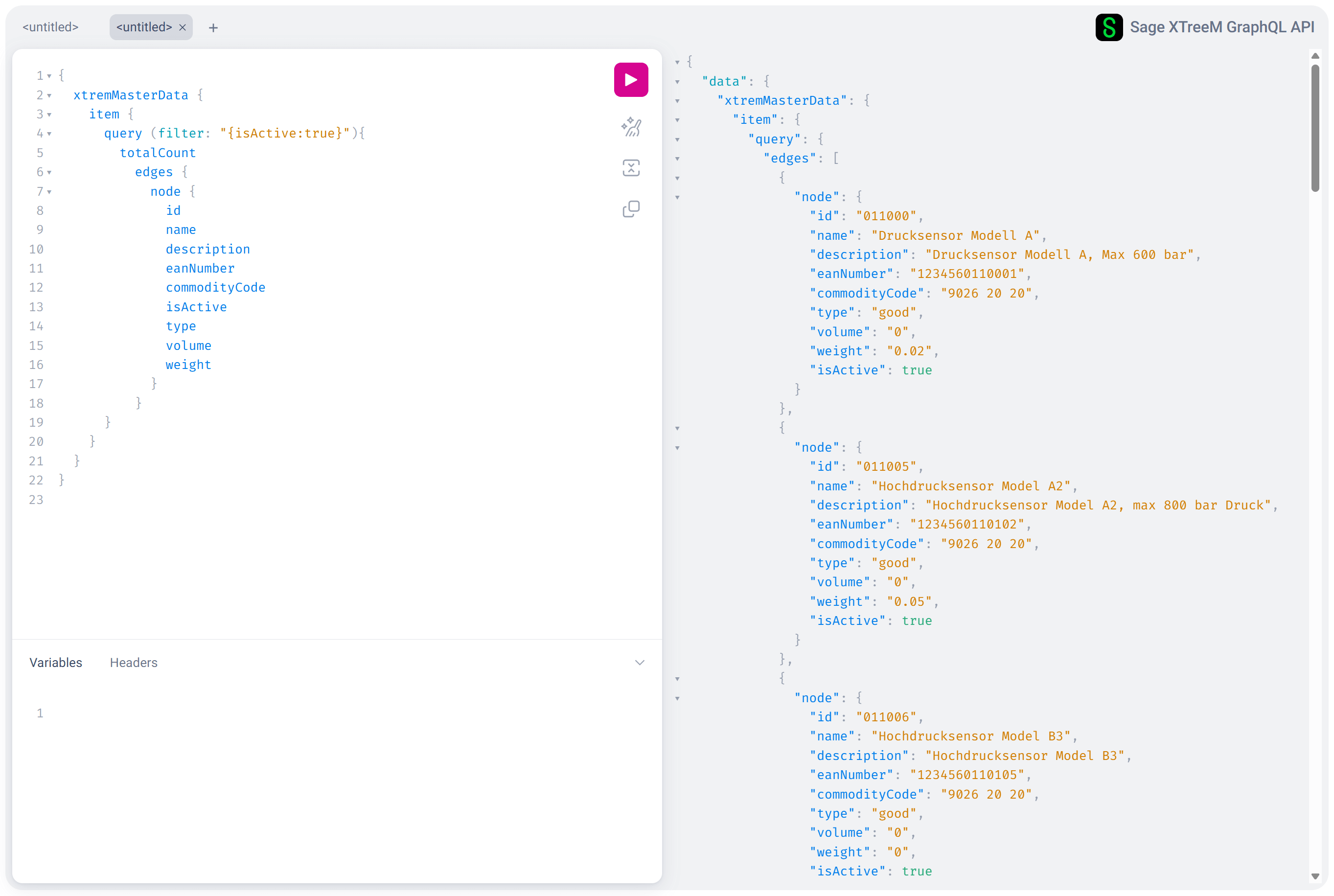 GraphQL-API-Schnittstelle zeigt Abfrage für aktive xtremMasterData-Elemente links und JSON-Antwort mit Drucksensor-Modellinformationen rechts.