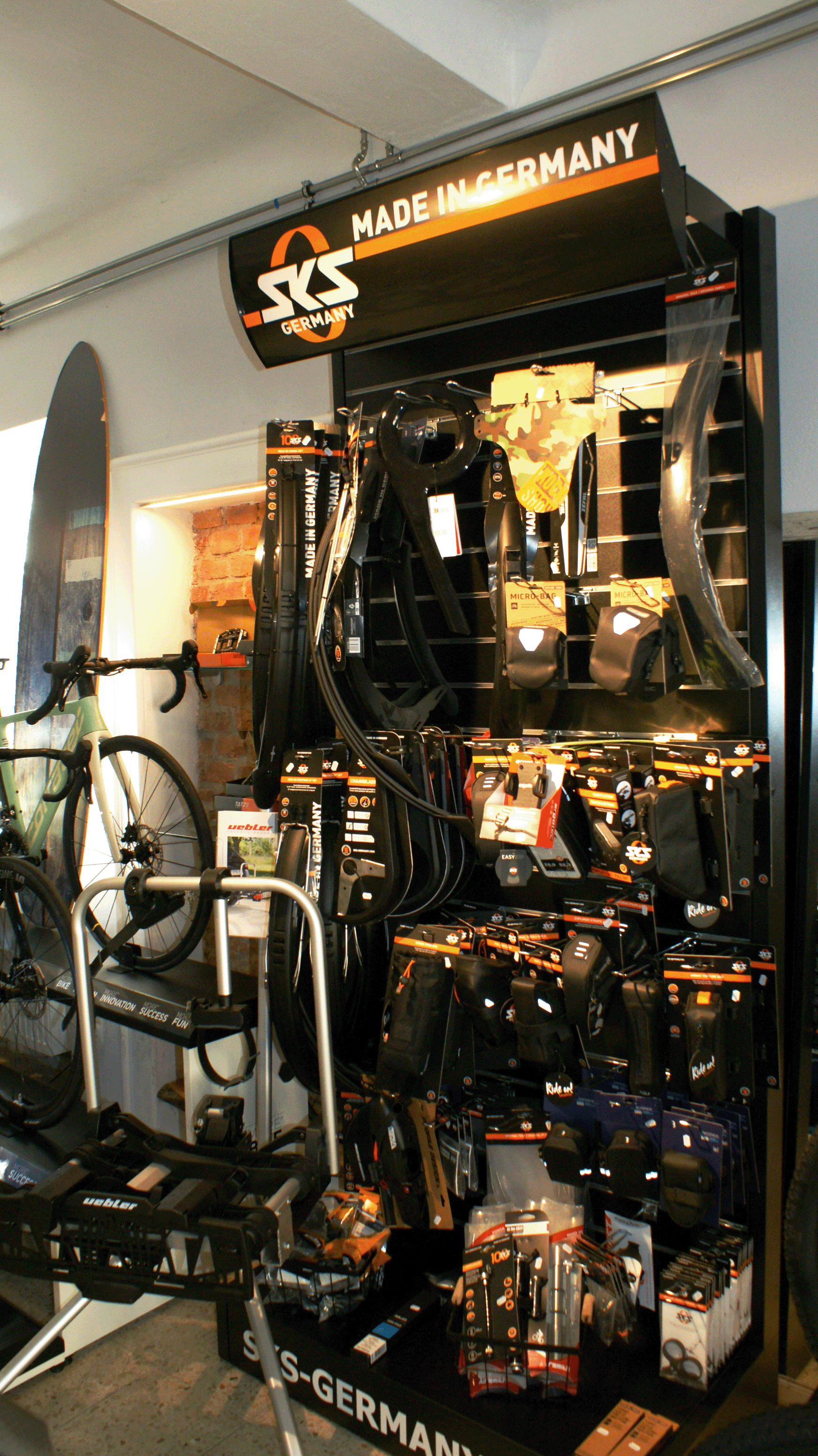 image of shop exterior (for a bicycle shop)