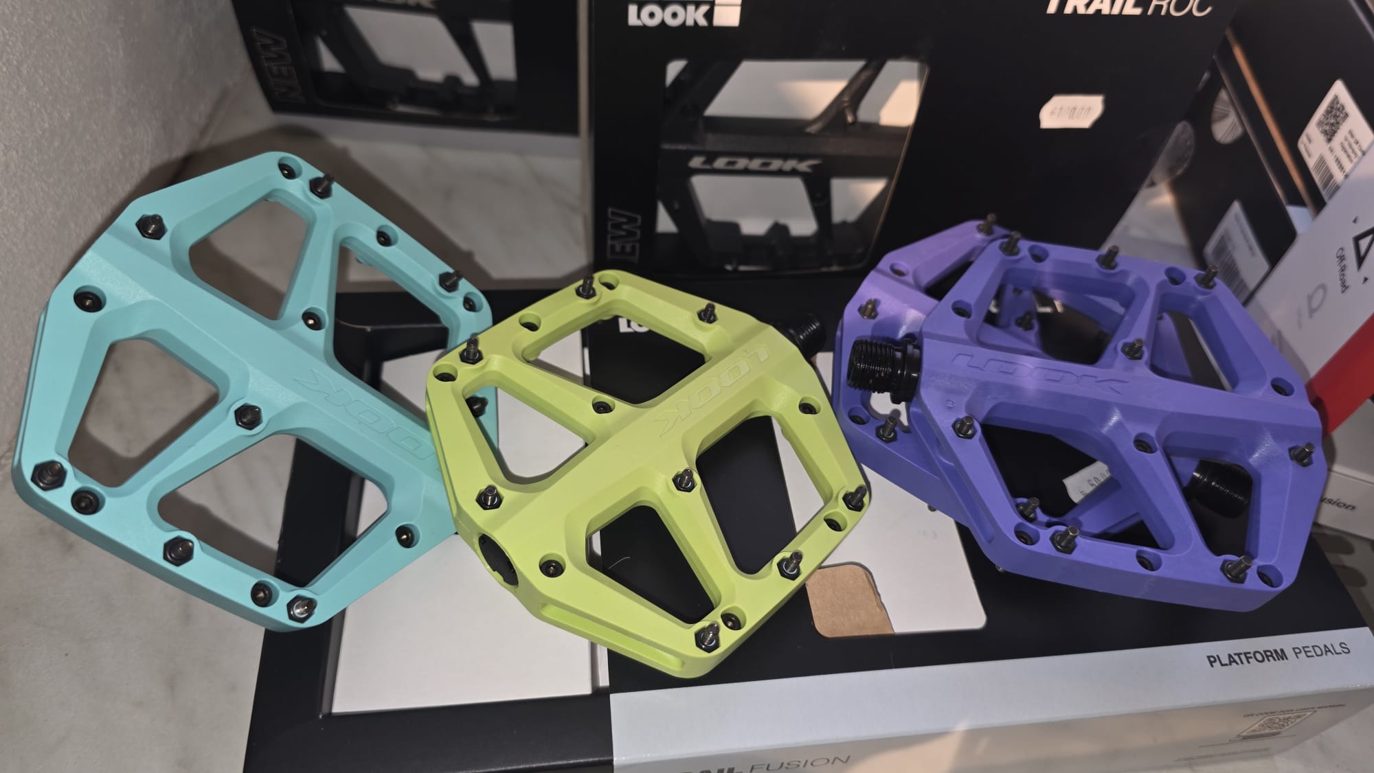 image of shop exterior (for a bicycle shop)