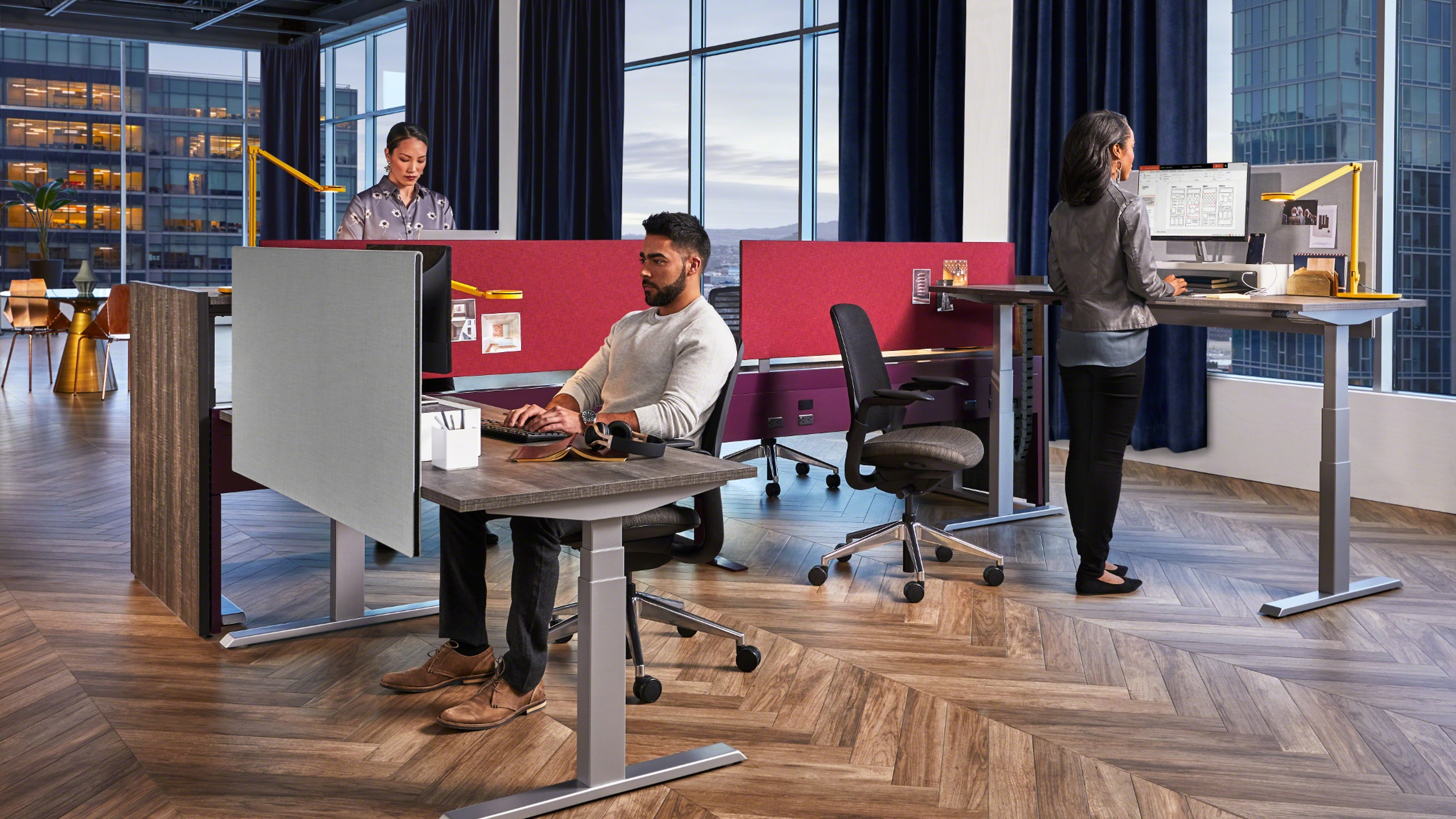 Answer Fence workstation system for modern workplace environments