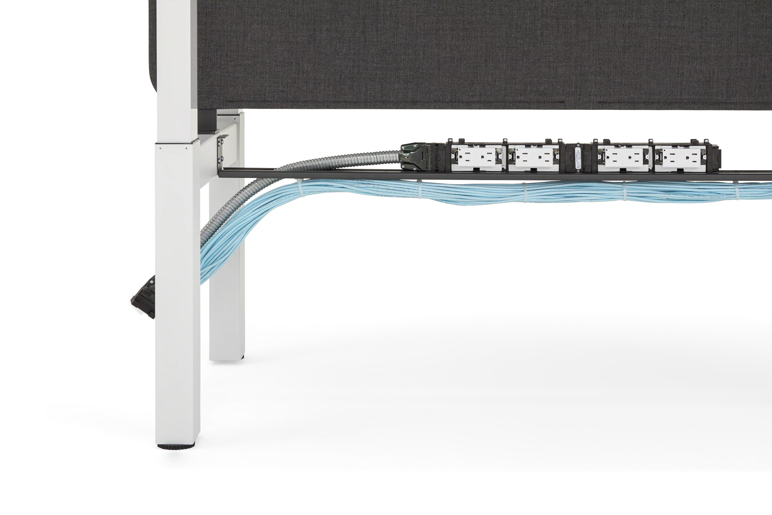 Migration SE benching workstation system for open office environments