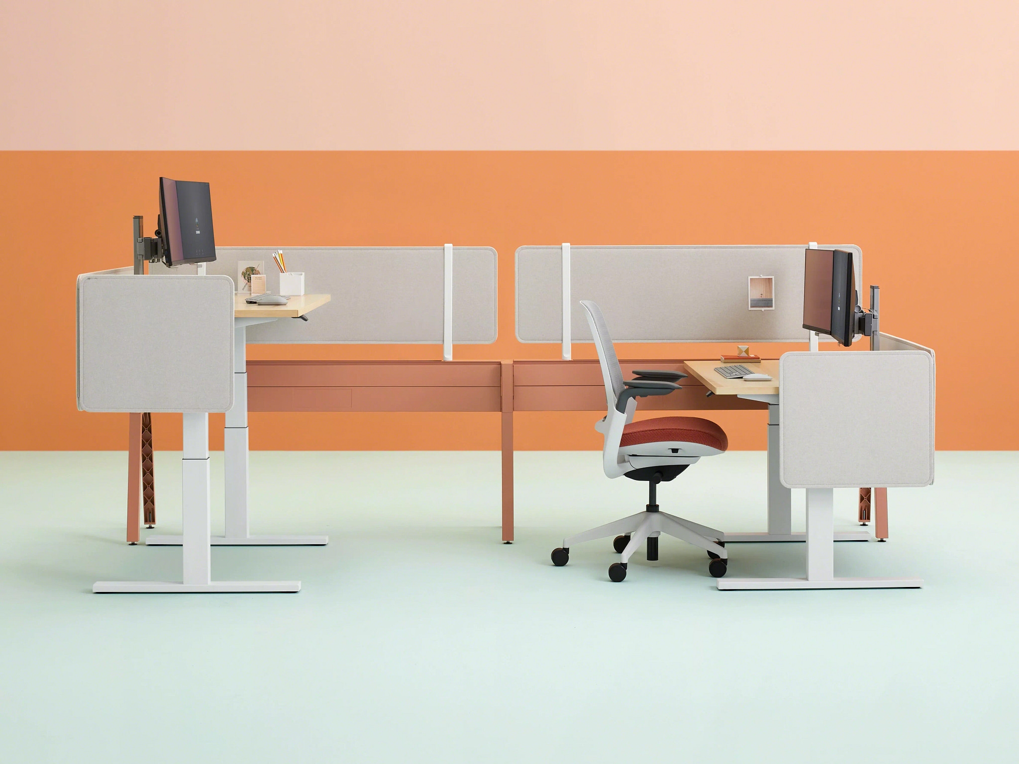Bivi Collection collaborative workstation system for modern workplace environments