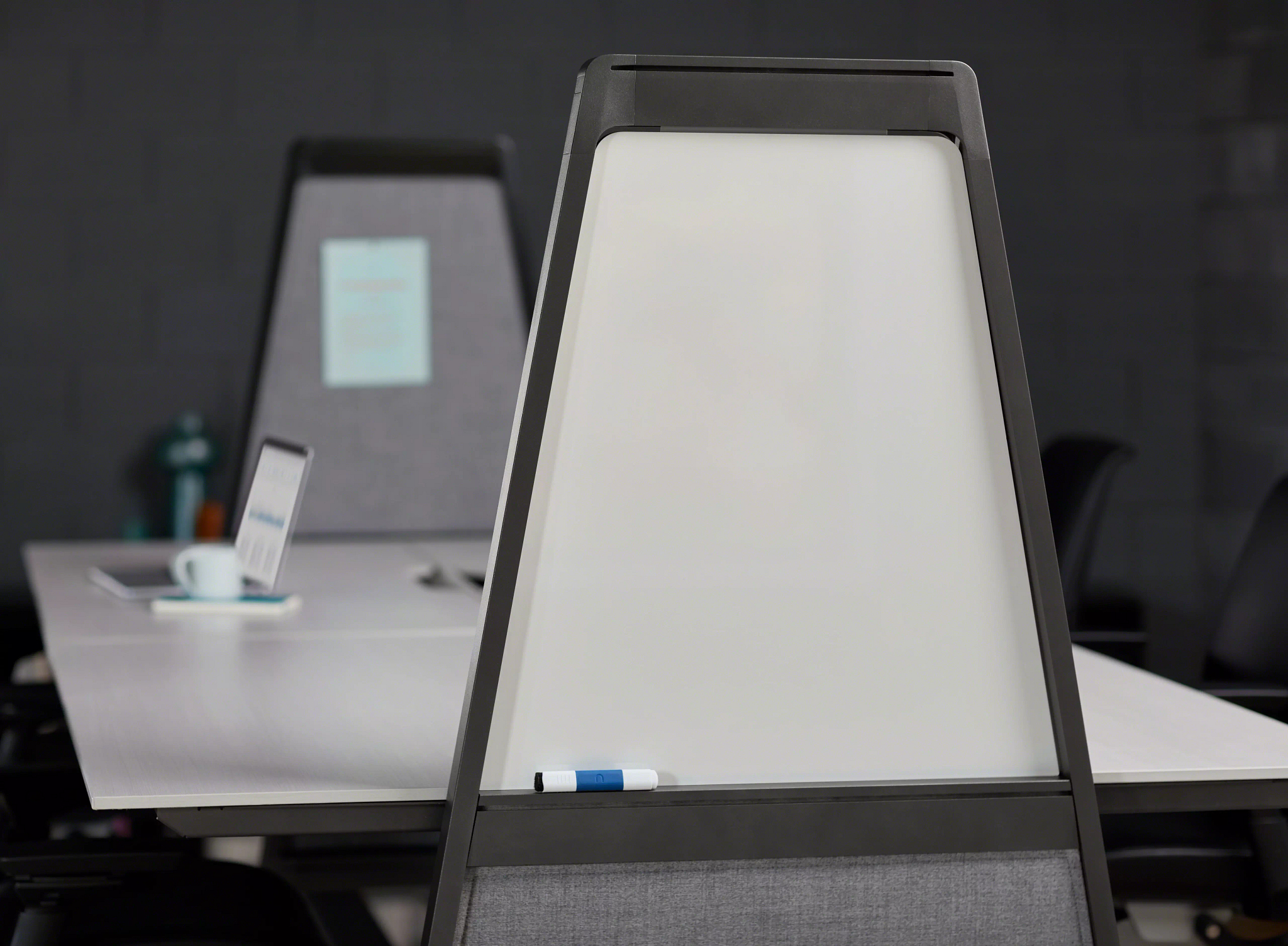 Bivi Collection collaborative workstation system for modern workplace environments