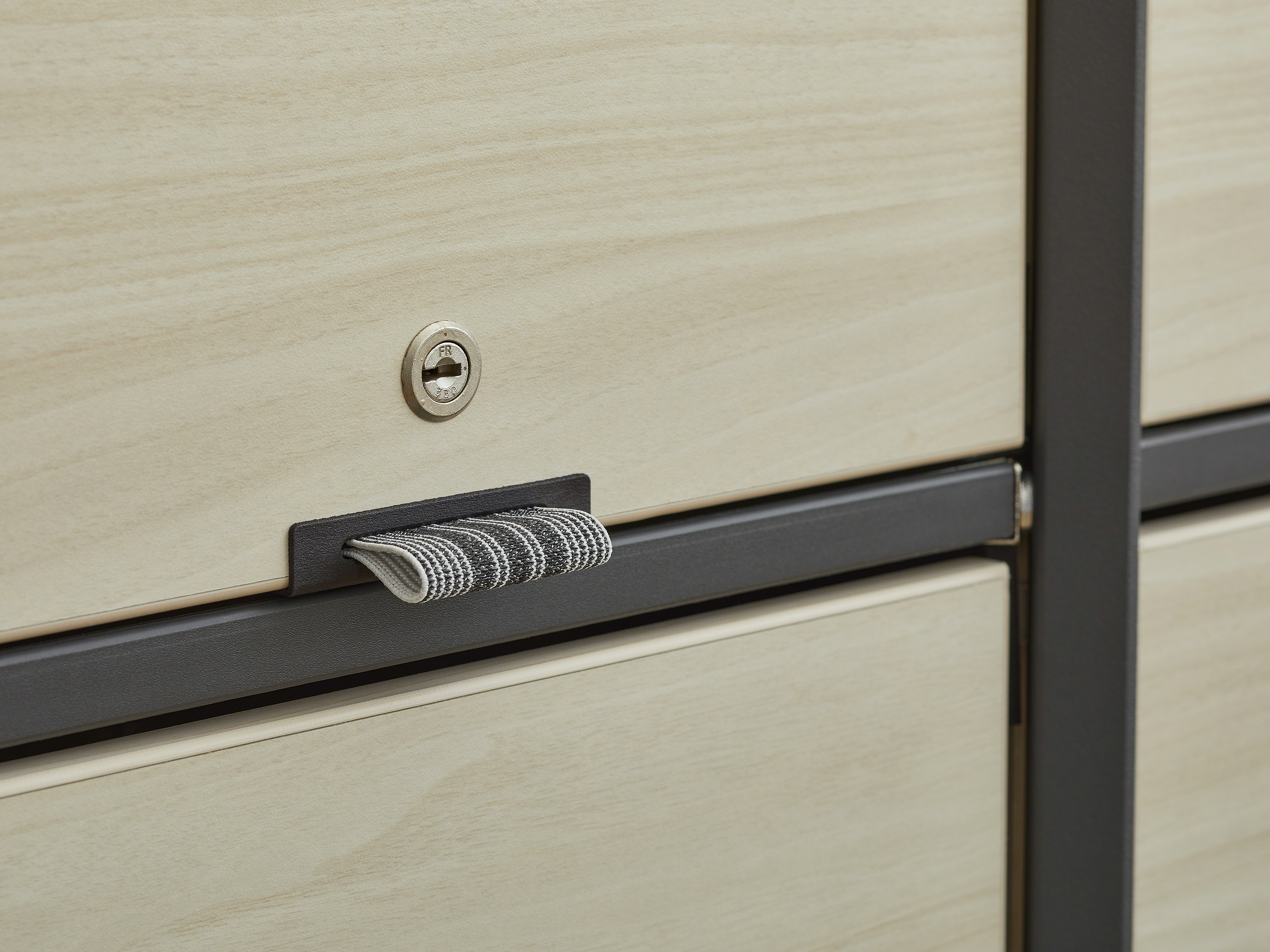 Evolve modular seating for collaborative workplace environments