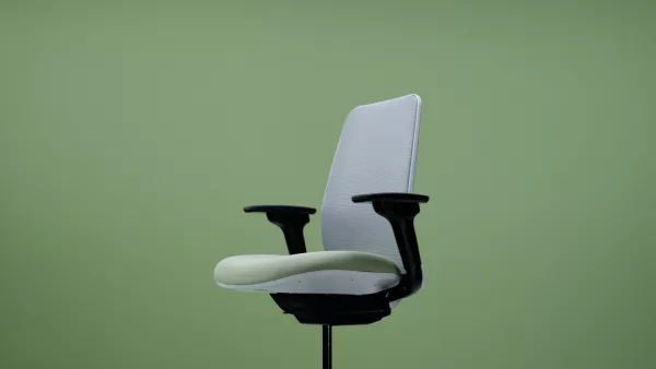 Personality Plus ergonomic office chair for professional workspaces