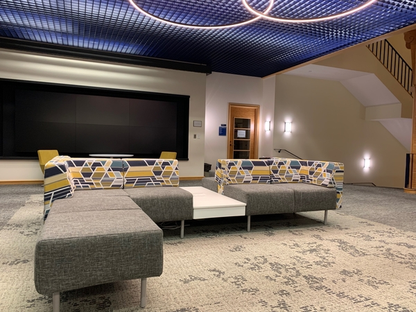 Exchange Collection modular seating in an open office lounge area